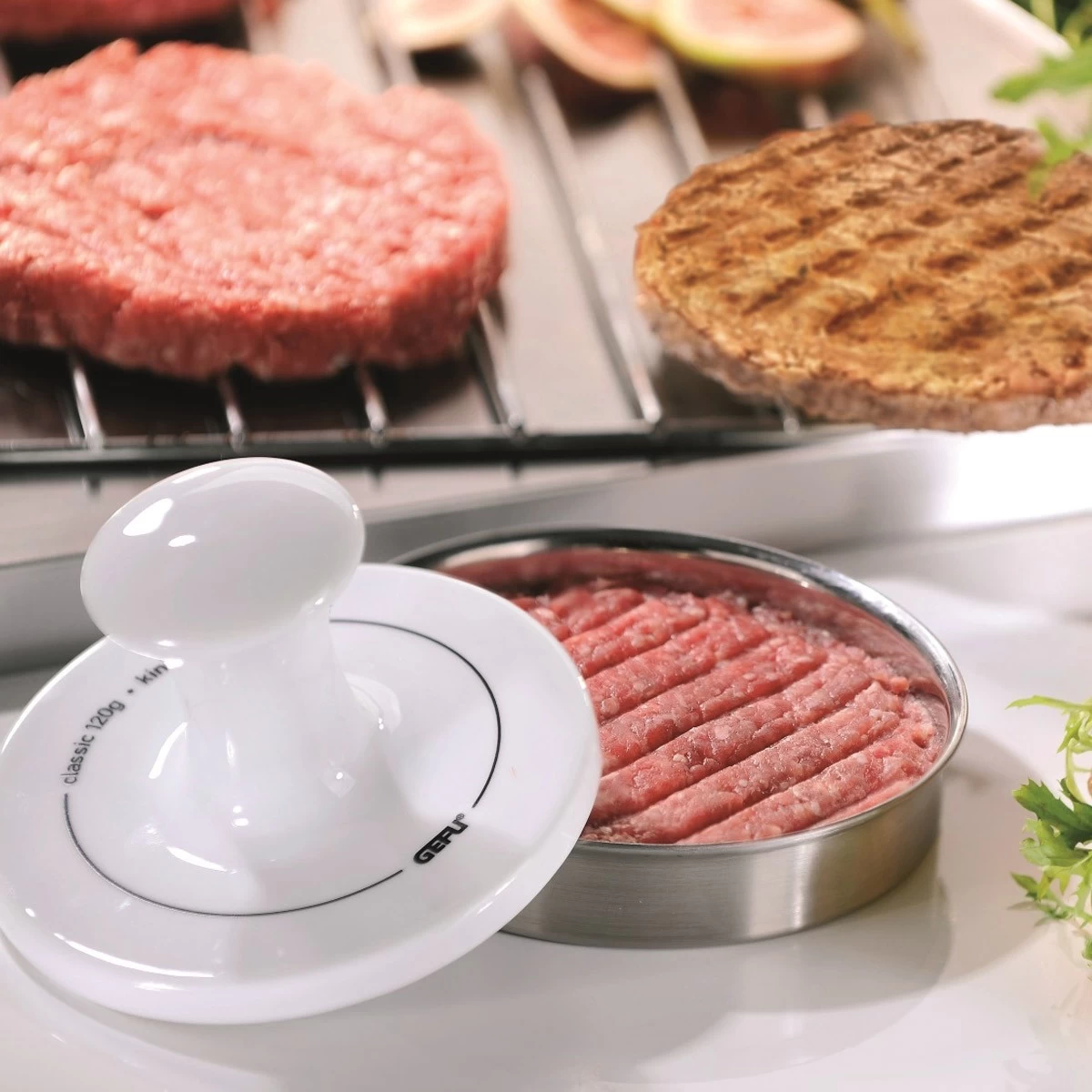 GEFU Burgerpresse Für 120g/180g Patties - Edelstahl/Porzellan - D: 12cm 2 GEFU Burgerpresse Für 120g/180g Patties - Edelstahl/Porzellan - D: 12cm – Bild 2
