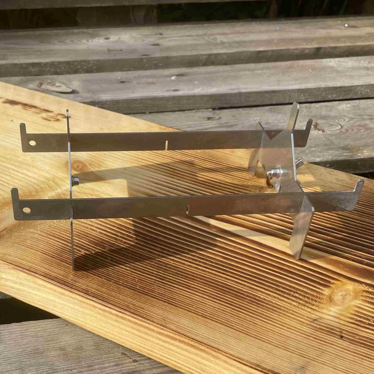 Gestell Für GRILLZWERG Mini Holzkohlegrill 4 Gestell Für GRILLZWERG Mini Holzkohlegrill – Bild 4