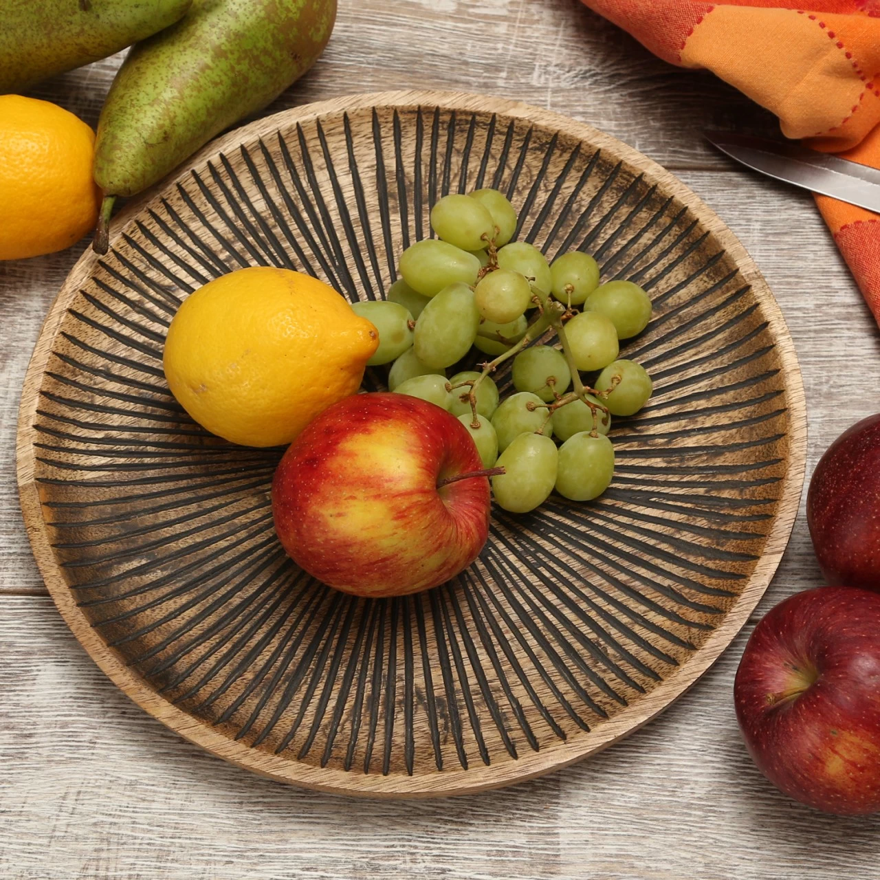 Holzteller - Dekotablett - Rund - Mangoholz - D: 29cm - H: 2cm - Natur, Schwarz 2 Holzteller - Dekotablett - Rund - Mangoholz - D: 29cm - H: 2cm - Natur, Schwarz – Bild 2