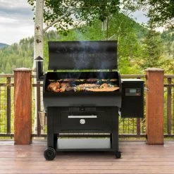 Traeger Century 885 SANTOS Special Edition Inkl. Zubehör -Warmes BBQ-Restaurant 82e81b22f334c46f7bf43437c3f37537