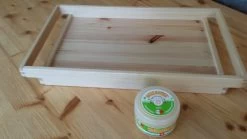 Holzbutter RENUWELL - Pflege Für Schneidebretter, Möbel Und Die Hände - 250g Dose - Made In SWISS 6 Holzbutter RENUWELL - Pflege Für Schneidebretter, Möbel Und Die Hände - 250g Dose - Made In SWISS -Warmes BBQ-Restaurant Holzbutter bei rohholz 1280x1280