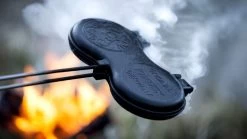 Petromax Burgereisen - Gusseisen - Für 2 Burger Patties 11 Petromax Burgereisen - Gusseisen - Für 2 Burger Patties -Warmes BBQ-Restaurant Petromax Burgereisen Burger Iron Appareil a burger 5 1280x1280