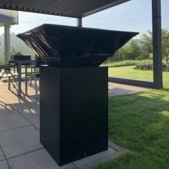 Abdeckhaube BlackBull BIGQUBE M, Schwarz 18 Abdeckhaube BlackBull BIGQUBE M, Schwarz -Warmes BBQ-Restaurant abdeckplane bigqube montiert 510x510 1