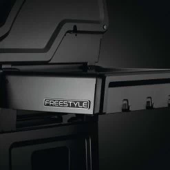 Napoleon Freestyle 425, 4 Hauptbrenner, Mit Sizzle Zone Seitenbrenner, Graphit -Warmes BBQ-Restaurant napoleon freestyle 425 4 hauptbrenner mit sizzle zone seitenbrenner graphit 1df7399dbe197b3da70f518b64765f97