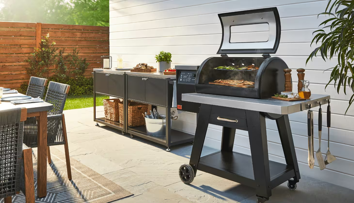 Warmes BBQ-Restaurant 1 Warmes BBQ-Restaurant -Warmes BBQ-Restaurant 174203